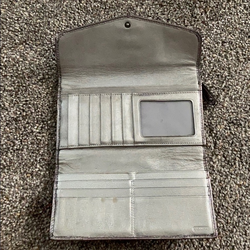 Coach Wallet - Picture 4 of 5